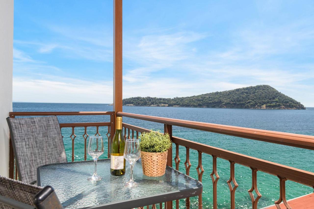 Bed and Breakfast Faros View Коинира Экстерьер фото