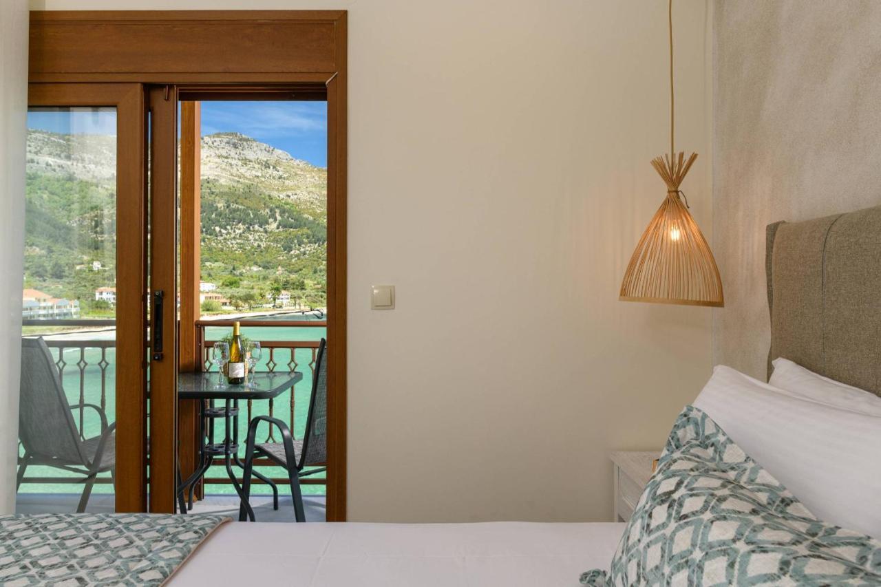 Bed and Breakfast Faros View Коинира Экстерьер фото